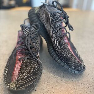 Yeezy boost mens shoes size 10 sneakers